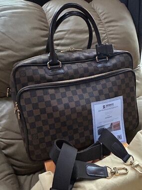 💯% Authentic Louis Vuitton ICare 2-Way Bag